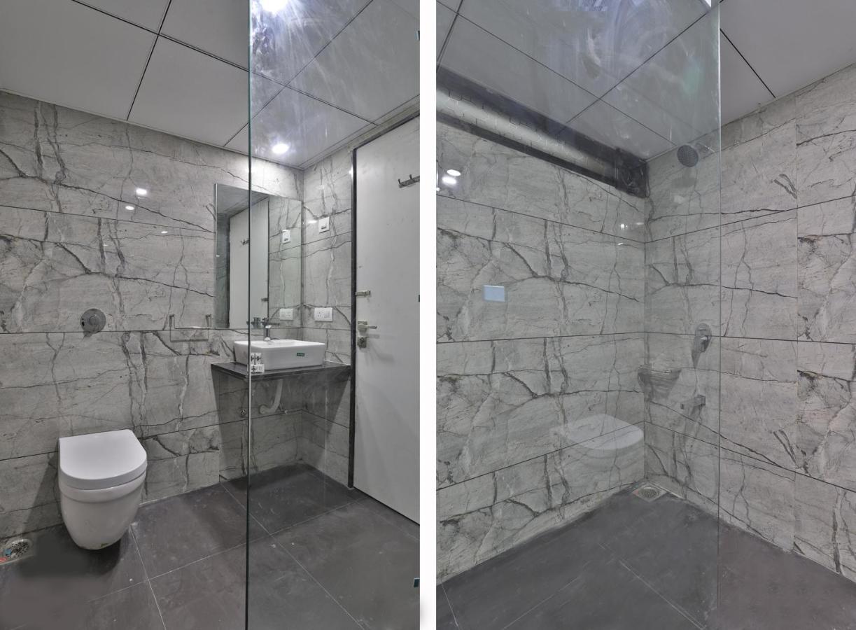 Hotel Privya Rooms And Banquet Σουράτ Εξωτερικό φωτογραφία